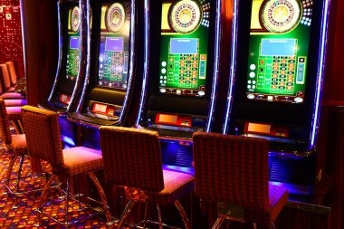 988bet Casino Hold'em table interface showing community cards and player hand
